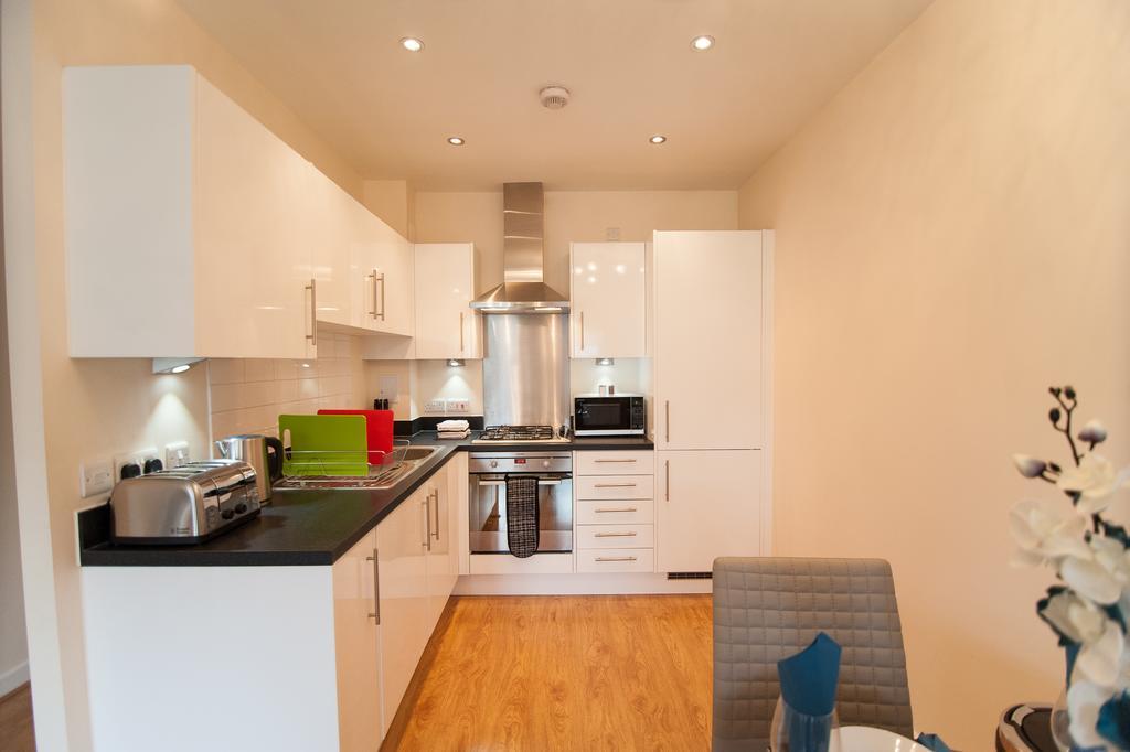 Station Suites Watford  Exterior foto