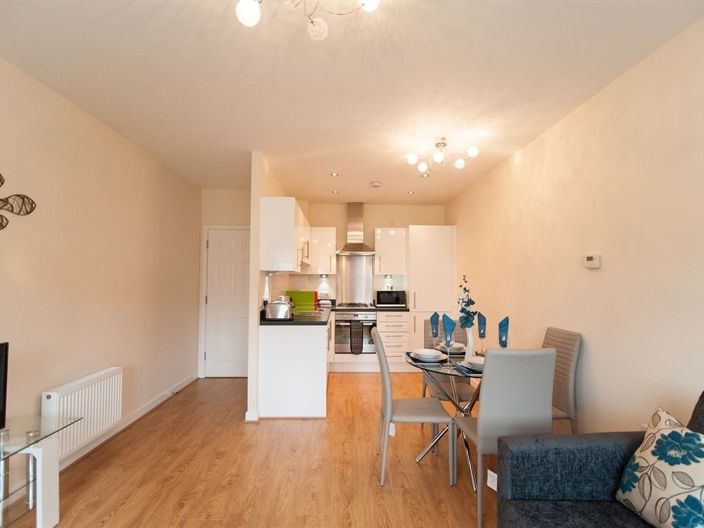 Station Suites Watford  Exterior foto
